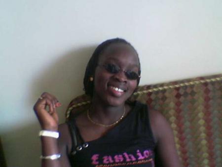 tyma fille s&eacute;rieuse